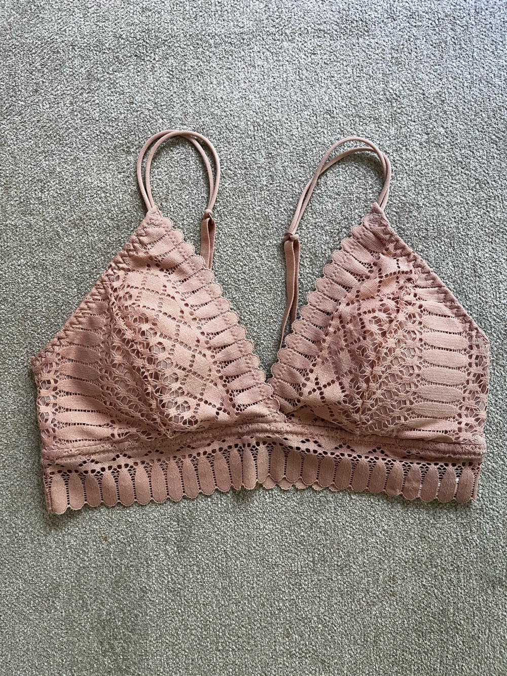 Anemone Crochet Lace Bralette in Dusty Rose